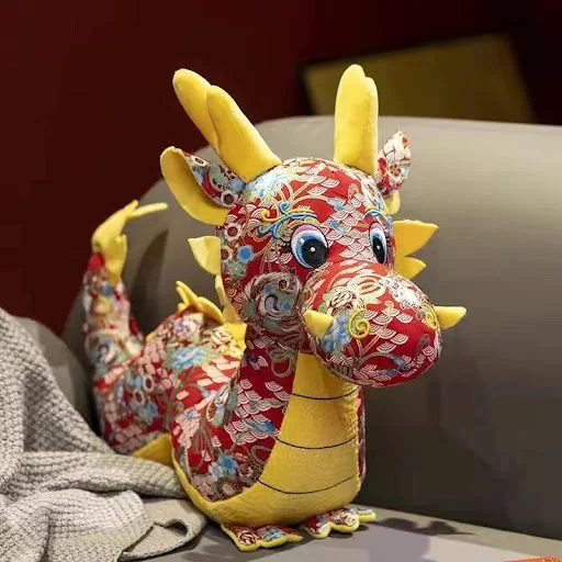 Title 3, Boneca de mascote do Ano do Dragão com tecido f...