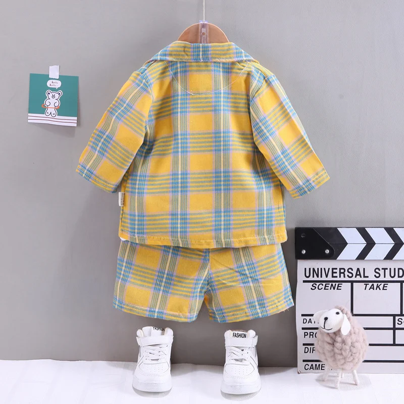 Terno Cardigan Três Peças com Lapela para Meninos, ideal para eventos especiais e uso diário, combinando estilo e conforto. — foto 7
