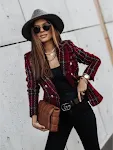 Wine red