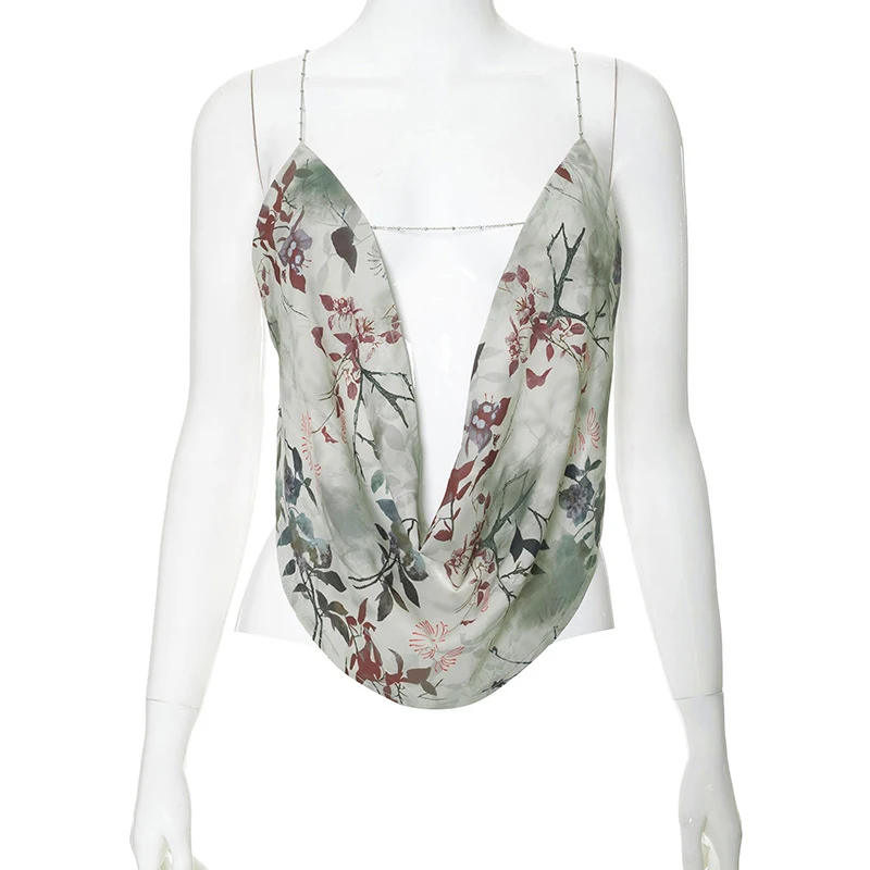 Title 3, Top Mori Style com corrente de flores e plantas...