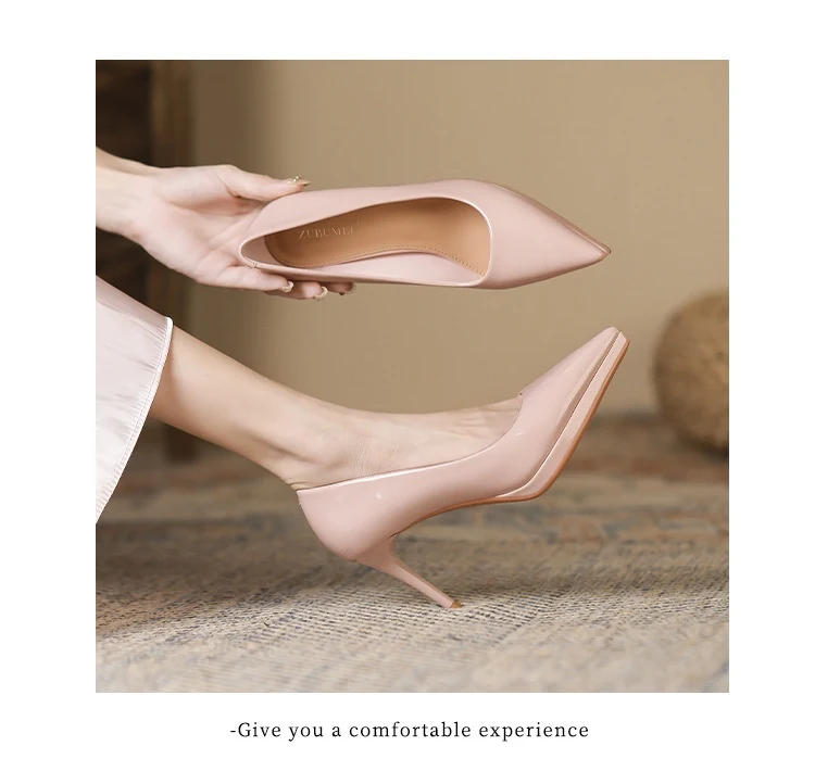 Title 13, Pointed stiletto heel low-cut high heels for a ...
