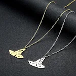 Colar com Pingente de Chapéu de Bruxa em Aço Inoxidável Adicione um toque mágico ao seu visual com este colar charmoso e durável — foto 7