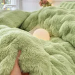 Conjunto de quatro peças de pelúcia de fibra de leite, coral fleece térmico espesso, para noites aconchegantes e quentinhas. — foto 1