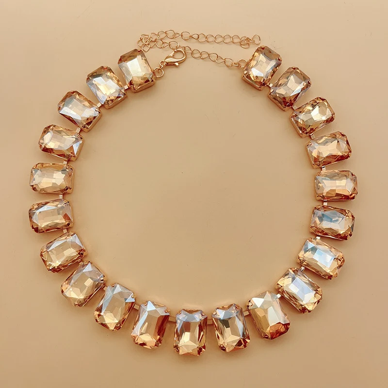 Title 15, Colar retangular quadrado com strass de cores m...