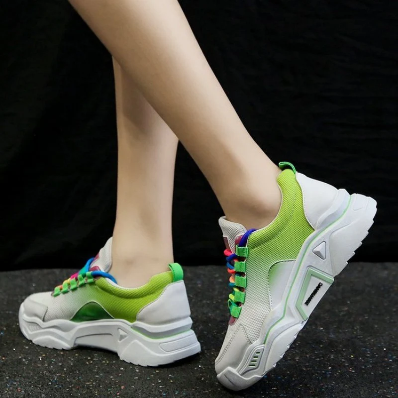Title 2, Regenboog sportschoenen met dikke zool en color...