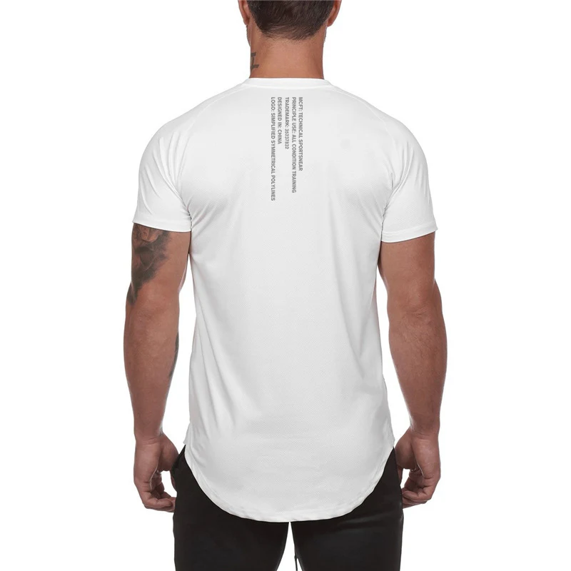 Camiseta masculina de manga curta respirável, ideal para treinos e uso casual. Conforto e frescor em um top perfeito para atividades físicas. — foto 3
