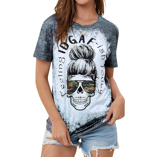Title 1, Blusa de manga curta com estampa de caveira e g...