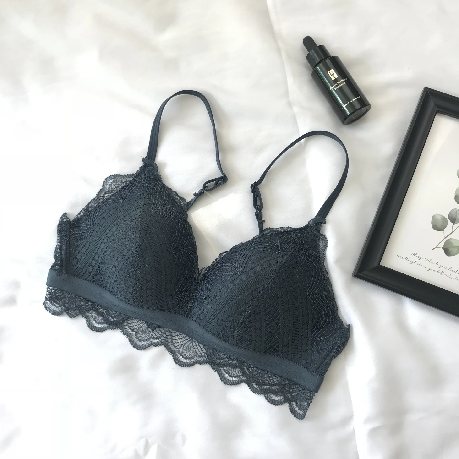Title 2, Thin section seamless comfort bra for all-day w...