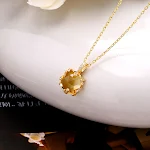 Colar feminino de prata S925 com cristal de folha, um presente charmoso e elegante. Ideal para realçar seu visual e brilhar. — foto 10
