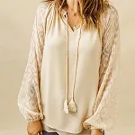 Camisa feminina solta de renda de chiffon de manga comprida com decote em V — foto 18