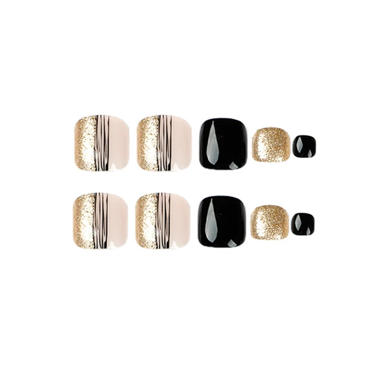 Unhas de Manicure Feminina Linha Preta com Pó Dourado — foto 6