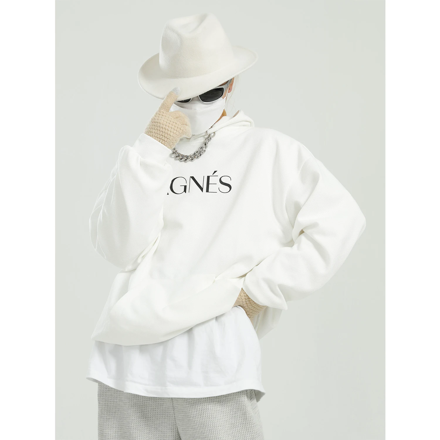 Korean Style Loose Chain Design Couple Hooded Sweater featuring Wild Letters, comfortable and fashionable, perfect for c — photo 5