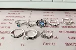 Anel vintage cravejado de diamantes Use este anel para adicionar brilho e elegância ao seu visual. Uma joia atemporal e sofisticada. — foto 3
