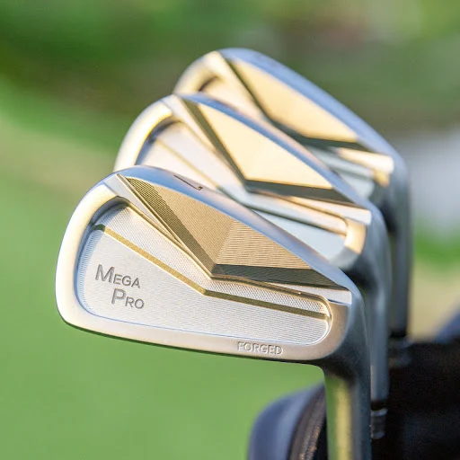 Title 3, Mens Pro Soft Forged Iron for Low Shots Experi...
