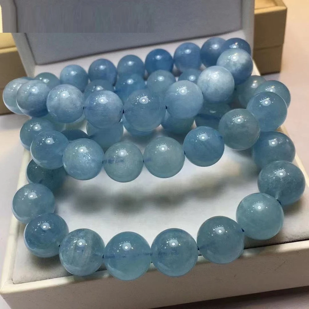 Pulsera con cuentas de aguamarina natural de un solo bucle para la calma. Lleva esta elegante pulsera y disfruta sus beneficios relajantes. — foto 5