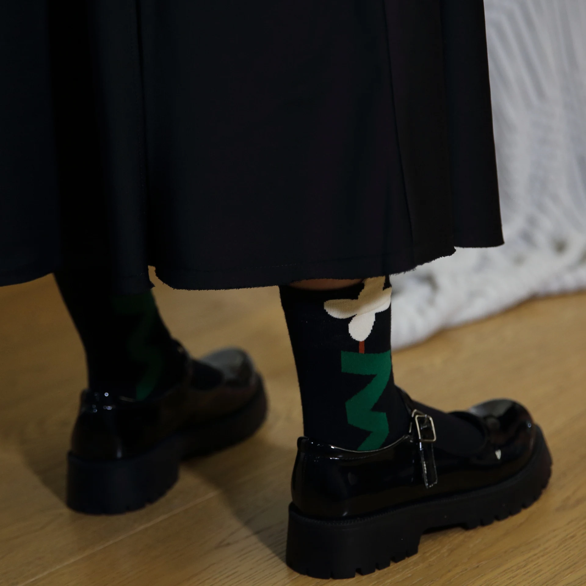 Title 4, Socks Tide Mid-thigh Socks Three-dimensional Bu...
