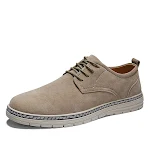 Salopette Outdoor Big Head e scarpe da skate, per avventure all'aria aperta. Comfort e protezione per i tuoi piedi, unendo stile e funzionalità. — foto 5