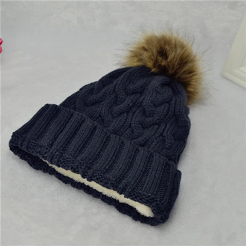 Title 14, Cappello a sfera di lana alla moda