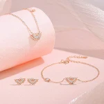 Collar de girasol de plata de ley estilo Mori, oro rosa, un accesorio encantador que realza tu look con elegancia y delicadeza. — foto 9