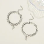 Pulseira para casal com fivela magnética de aço inoxidável, amor para sempre. Presente perfeito e moderno para celebrar a união. — foto 5