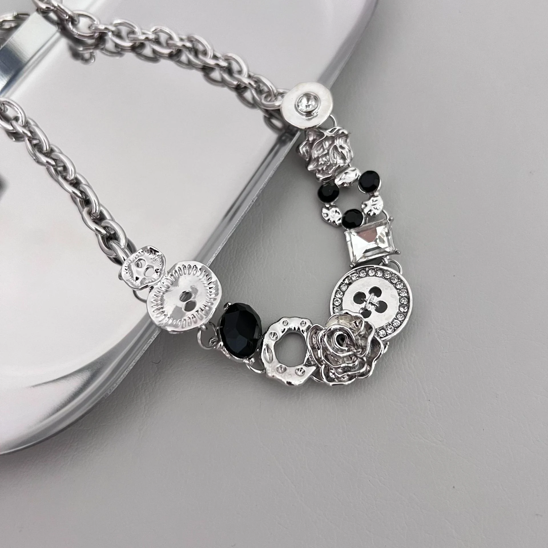 product image - 3