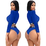 Sexy mesh driedelig bikiniset, ideaal voor strand en zwembad. Accentueer je figuur en geniet van de zon in stijl en comfort. — foto 10