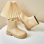 Botas de couro macio e versátil para todas as ocasiões. Conforto e estilo que combinam com tudo. O calçado perfeito para você! — foto 7