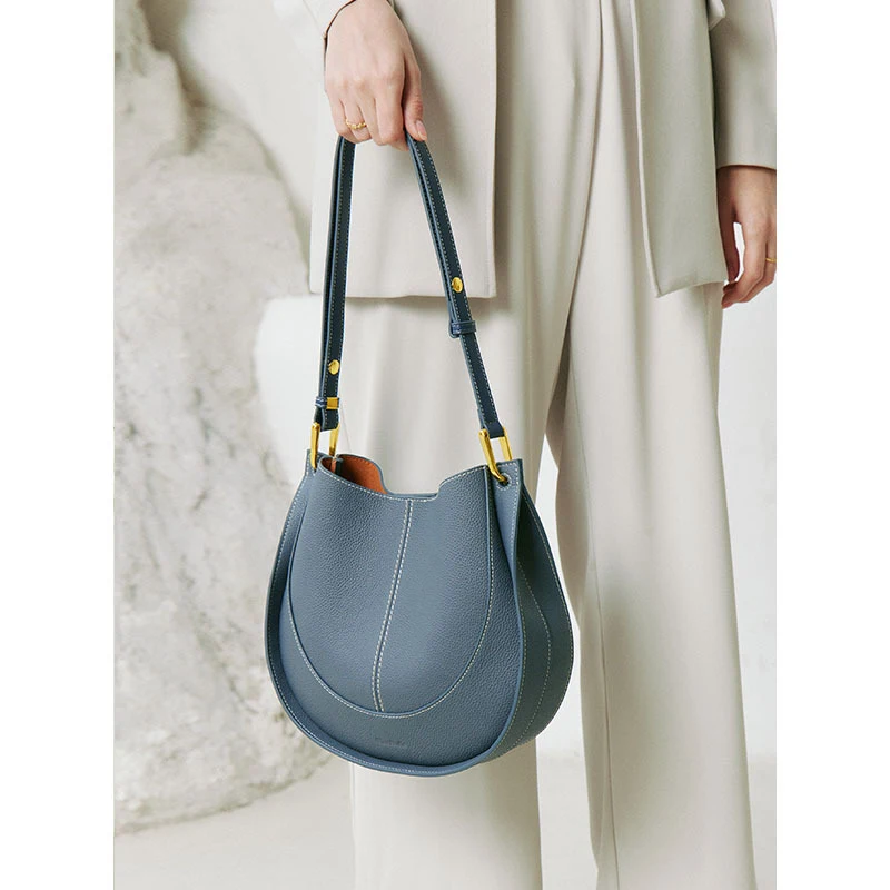 Bolso Bandolera de Cuero para Mujer Elegante Top Layer, Perfecto para Uso Diario, Diseño Clásico y Funcional — foto 1