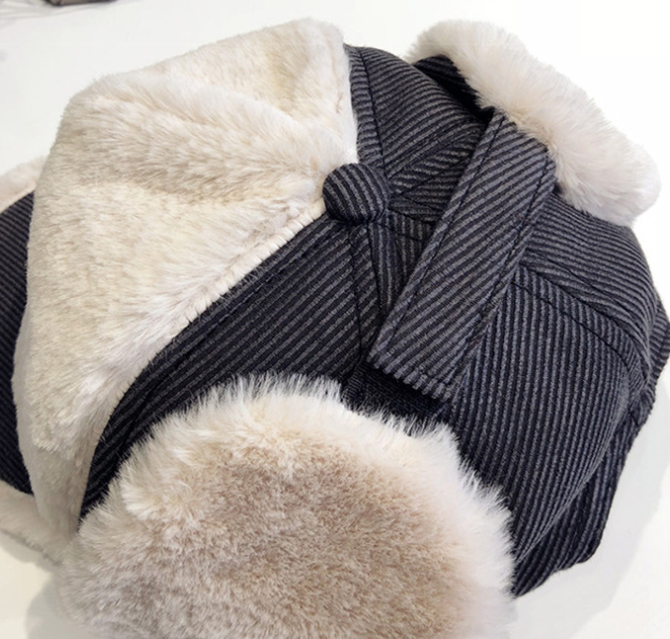 Title 7, Womens Autumn And Winter Peaked Hat