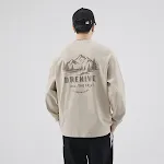 Camisa interior solta com estampa de paisagem masculina, conforto e estilo casual, ideal para usar por baixo ou sozinha, tecido respirável e moderno. — foto 2