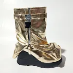 Scarpe da donna con fibbia a squalo e suola spessa. Comfort e stile audace per un look unico e sempre alla moda. Indossa l'originalità! — foto 11
