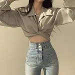 Camisa francesa feminina de nicho com laço e cadarço Design exclusivo e sofisticado, realçando a feminilidade com um toque de elegância e charme francês — foto 4