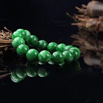 Pulseira verde seca e colar de jade frio — Beleza natural para um visual fresco e sofisticado — Desfrute da serenidade e do estilo único. — foto 6