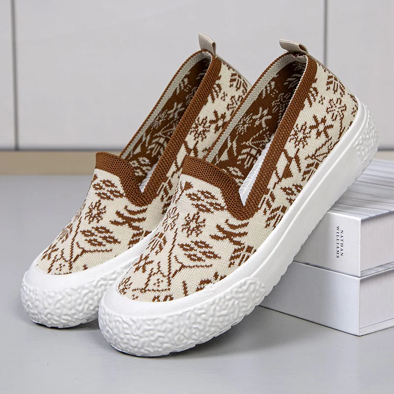 Summer Mesh Breathable Slip-on Lofter Pumps, perfect for hot weather, offering comfort and breathability, lightweight de — photo 4