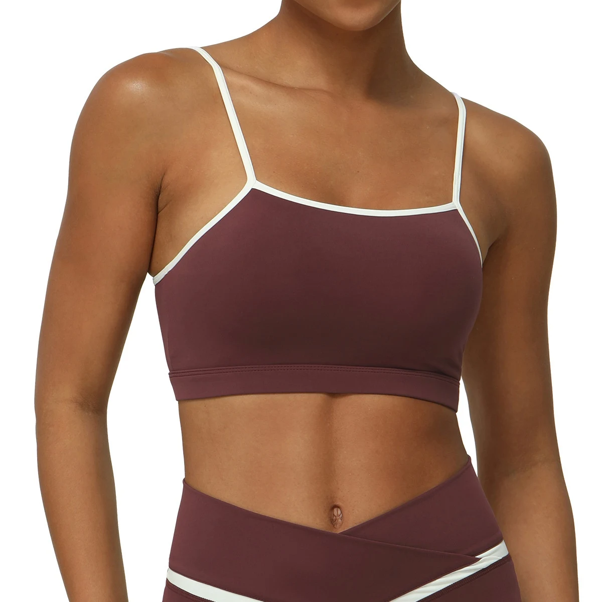 Running Sports Yoga Bra with color matching, nude feel, and thin straps. Provides comfort and support during workouts. — photo 5