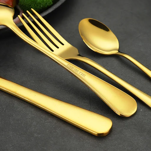 Title 4, High-end tableware 24 piece set