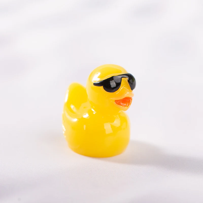 Moss Micro Landscape Ornaments Cute Mini Colorful Little Ducks Add charm to your garden or terrarium with these adorable — photo 9