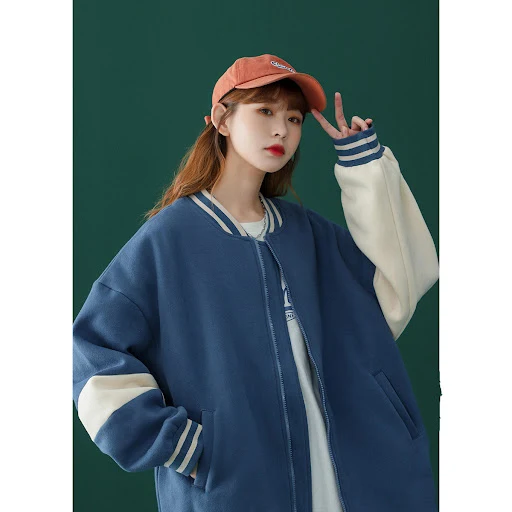 Title 6, Giacca sportiva da baseball da donna con design...