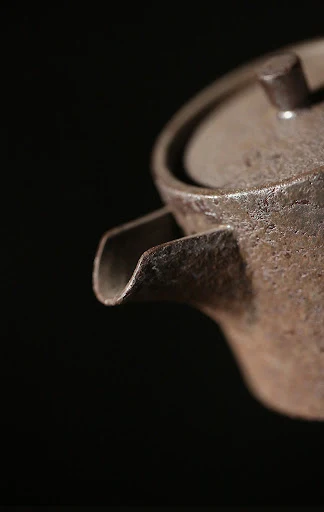 Title 5, Rusty glaze teapot, vintage handheld pot, Ruyi ...