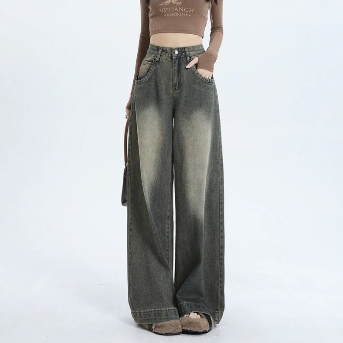 Winter New American Retro Wide Leg Jeans voor dames. Brede pijpen, vintage stijl, perfect voor de winter. Comfortabel en modieus. — foto 2