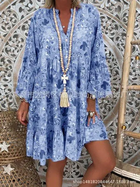 Abito camicia ampio con collo alto e volant, per un look elegante e confortevole. Perfetto per ogni occasione, un must-have. — foto 4