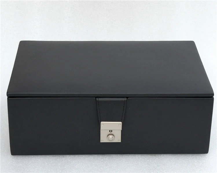 Title 1, Large Chess Pieces Leather Storage Box, new, pr...
