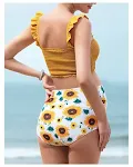 Macacão de maternidade com estampa de cabo, cintura alta e corte dividido, ideal para grávidas que buscam conforto e estilo. — foto 5