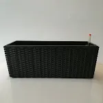 Rattan Black