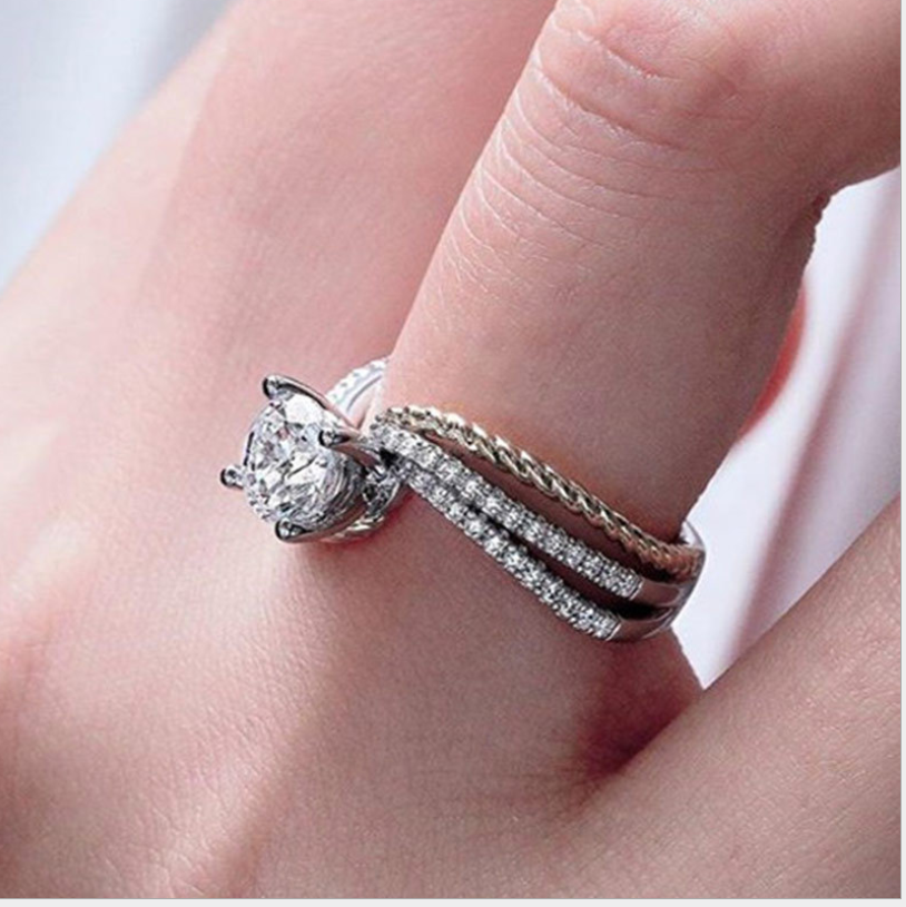 Anel bicolor de zircônia microincrustada, acessório novo e criativo de moda transfronteiriça, design elegante e moderno para realçar seu estilo. — foto 7