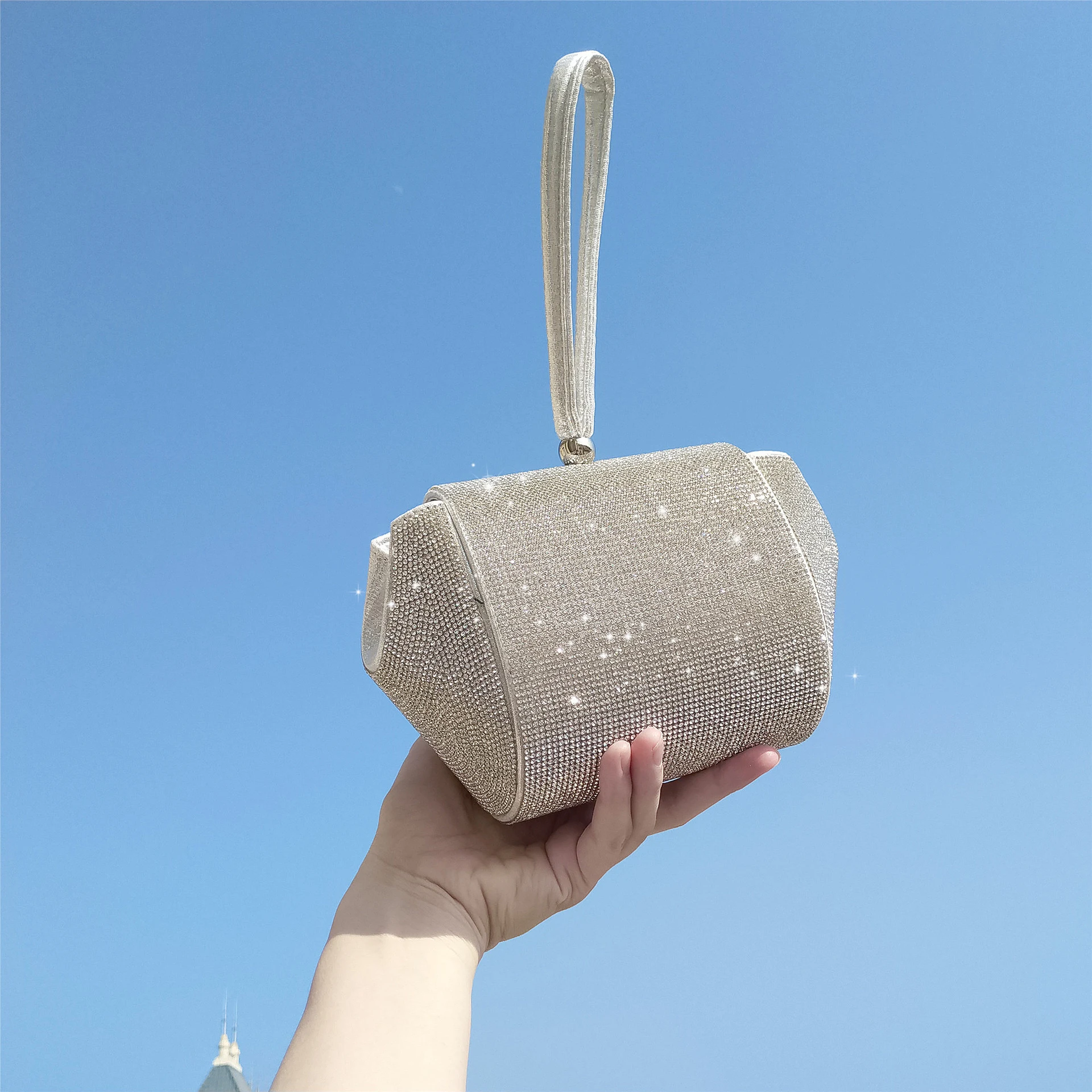 Title 4, Bolsa Pequena Transversal com Diamante Leve e S...