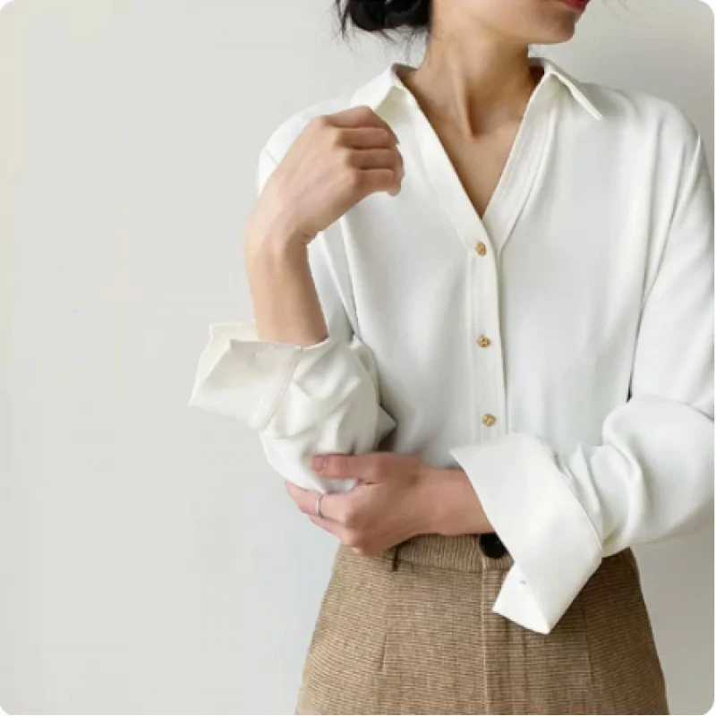 Long Sleeve Inner Wear Slimming French Style V neck Top for a Sleek and Elegant Silhouette — photo 6