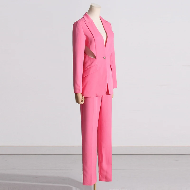 Title 12, Traje feminino com design vazado, efeito emagre...