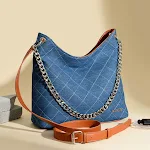 Bolsa Tote Grande de Corrente para Compras, Ombro Único, Ampla Capacidade. Perfeita para carregar tudo com estilo e praticidade no dia a dia e compras. — foto 5