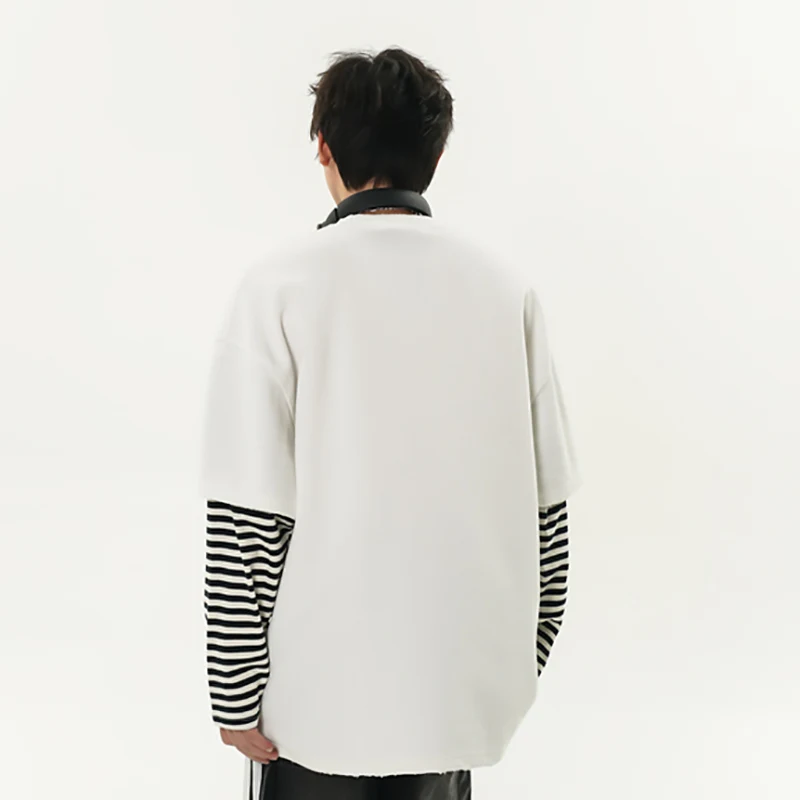 Suéter Listrado Gola Redonda Masculino Conforto e estilo em uma peça única. Perfeito para diversas ocasiões, este suéter oferece maciez, caimento ideal e um visual moderno. — foto 4
